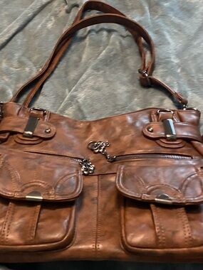 Classic Brown Leather Multi-Pocket Crossbody Tote